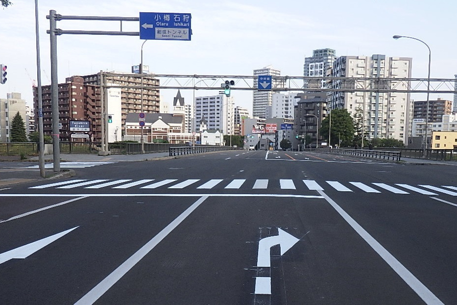 千歳道路事務所管内 千歳地区道路区画線設置工事
